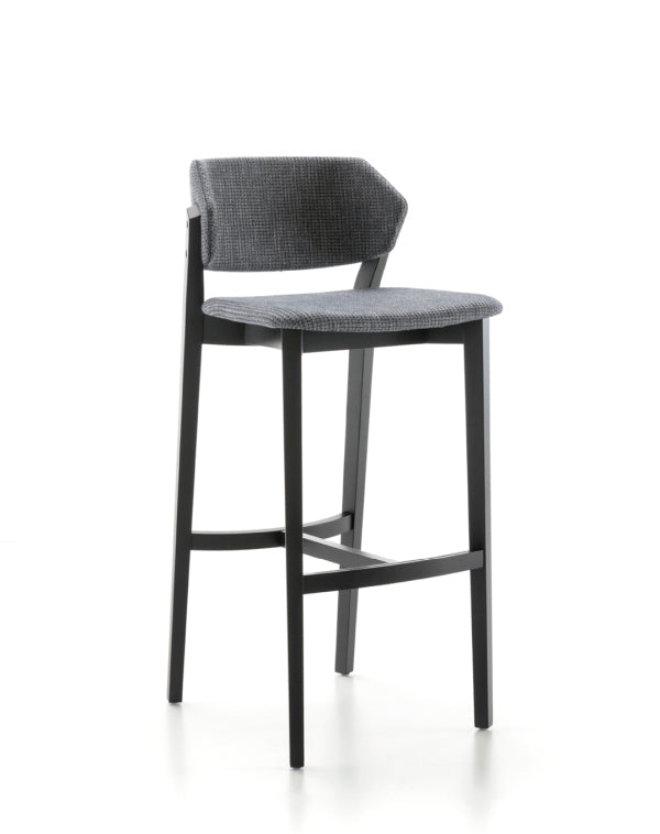 Patricia Stool