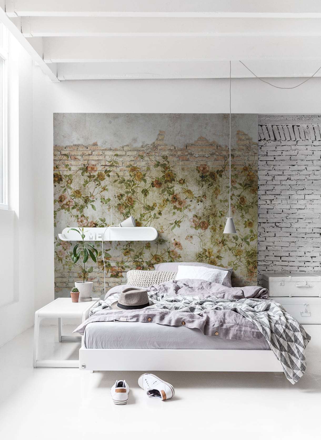 Romantic Wall
